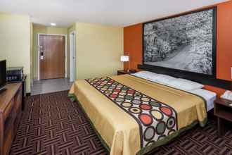 Bilik Tidur 4 Super 8 by Wyndham Rochester