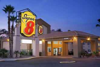 Bangunan 4 Super 8 by Wyndham Marana/Tucson Area