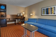 Common Space Fairfield Inn & Suites Fort Worth I-30 West near NAS JRB