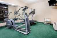 Fitness Center Cedar Street Hotel and Suites