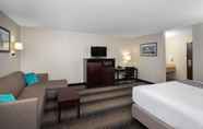 Bedroom 2 Best Western Plus Lafayette Hotel University Area