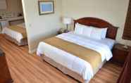 Kamar Tidur 3 Atlantic Beach Hotel Newport