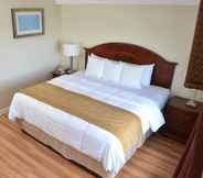 Bedroom 3 Atlantic Beach Hotel Newport