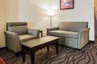 Common Space Quality Inn & Suites near Coliseum and Hwy 231 North