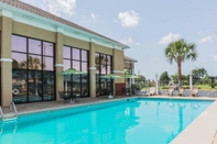 Swimming Pool Quality Inn & Suites near Coliseum and Hwy 231 North