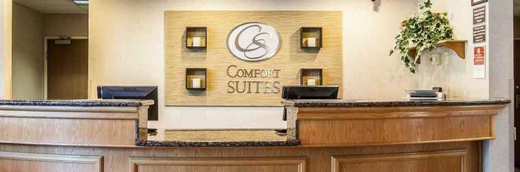 Lobi Comfort Suites Clackamas