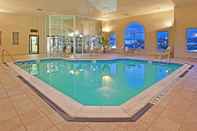 Swimming Pool Holiday Inn Express Pittsburgh-Bridgeville, an IHG Hotel