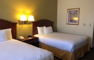 Bedroom 6 Days Inn by Wyndham Bernalillo