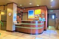 Lobby Days Inn by Wyndham Bernalillo