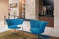 Quầy bar, cafe và phòng lounge Fairfield Inn & Suites by Marriott Fort Collins/Loveland