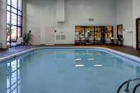 Swimming Pool Hampton Inn Richmond-Mechanicsville