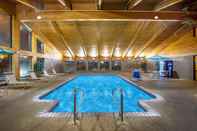 Swimming Pool AmericInn by Wyndham Kearney