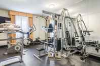 Fitness Center La Quinta Inn & Suites by Wyndham Kansas City Airport