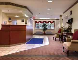 Lobby 2 Microtel Inn & Suites by Wyndham Burlington