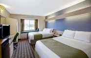 ห้องนอน 5 Microtel Inn & Suites by Wyndham Statesville