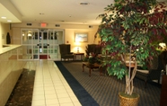 Lobby 6 Hampton Inn Sandusky-Central