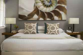 Bedroom 4 Alamanda Palm Cove by Lancemore