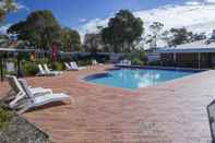 Swimming Pool ibis Styles Canberra Eaglehawk