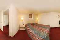 Bedroom Rodeway Inn Dillsburg