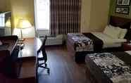 Bedroom 2 SureStay Plus Hotel by Best Western Macon West
