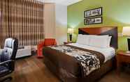 Bedroom 7 SureStay Plus Hotel by Best Western Macon West