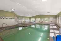 Swimming Pool Best Western Plus Columbia River Inn