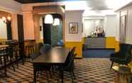 Restaurant 7 ibis Styles Paris Cadet Lafayette