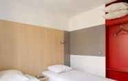 Bedroom 5 ibis Styles Paris Cadet Lafayette