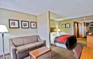 Bedroom 6 Comfort Inn & Suites Raphine - Lexington near I-81 and I-64