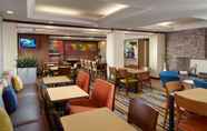 Restaurant 3 Fairfield Inn by Marriott Clarksville