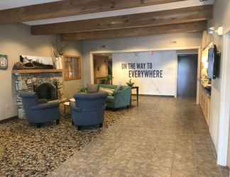 Lobby 2 Quality Inn & Suites Hendersonville - Flat Rock