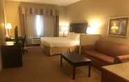 ห้องนอน 4 Quality Inn & Suites Hendersonville - Flat Rock