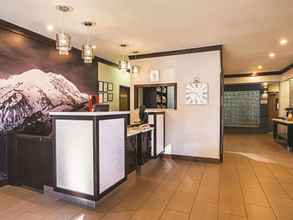 Lobby 4 La Quinta Inn by Wyndham Olympia - Lacey