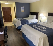 Kamar Tidur 7 Days Inn by Wyndham Sarasota I-75