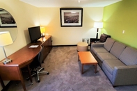 Common Space Travel Inn & Suites