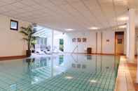 Swimming Pool Trip Inn Bristol Hotel