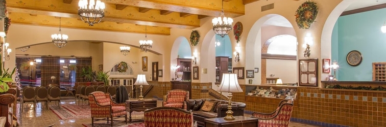 Lobby Hassayampa Inn