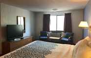 Bedroom 4 Days Inn by Wyndham Corvallis