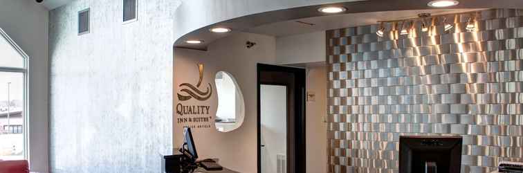 Lobby Quality Inn & Suites North/Polaris