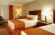 ห้องนอน 2 Best Western Lake Oswego Hotel & Suites