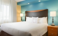 Phòng ngủ 3 Fairfield Inn & Suites Toledo Maumee