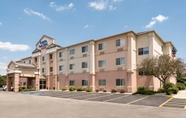 Bên ngoài 2 Fairfield Inn & Suites Toledo Maumee