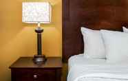 Bedroom 5 La Quinta Inn by Wyndham Sheboygan