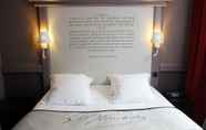 Bedroom 4 Hotel Litteraire Gustave Flaubert, Signature Collection