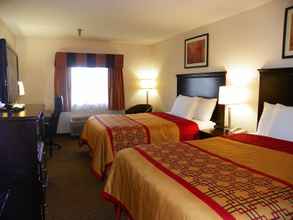Phòng ngủ 4 Royalton Inn & Suites