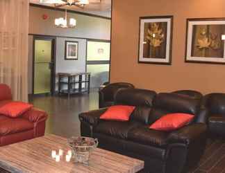 Lobby 2 Ramada by Wyndham Timmins