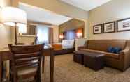 Kamar Tidur 4 Comfort Suites Rochester Henrietta University Area