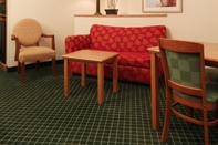 Common Space Best Western Worlds of Fun Inn & Suites