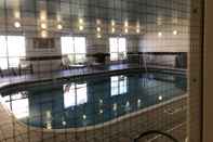 Swimming Pool Best Western Worlds of Fun Inn & Suites