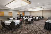 Functional Hall Delta Hotels by Marriott Regina